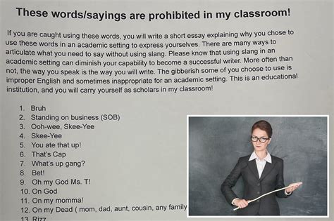 Middle school teacher banned from posting to。